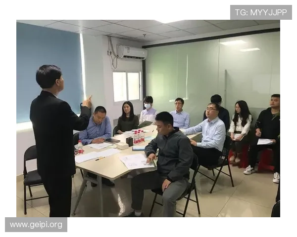 欧博企业管理怎么样：企业领导团队的专业素养与管理经验分析